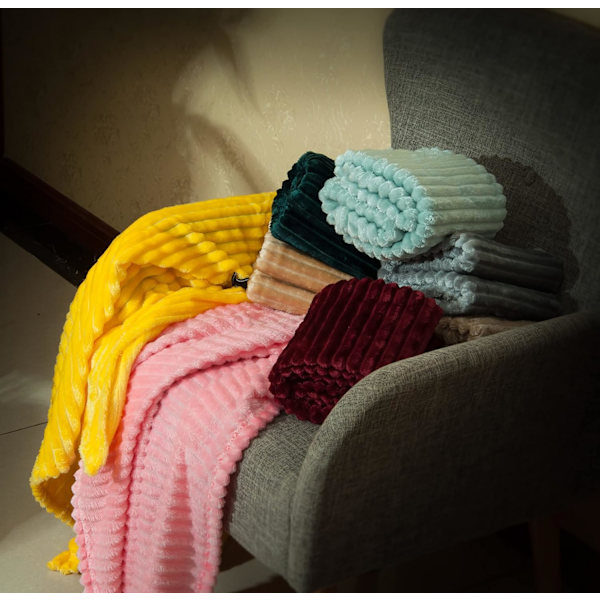 Barnfilt, fluffig varm och lätt reversibel randig