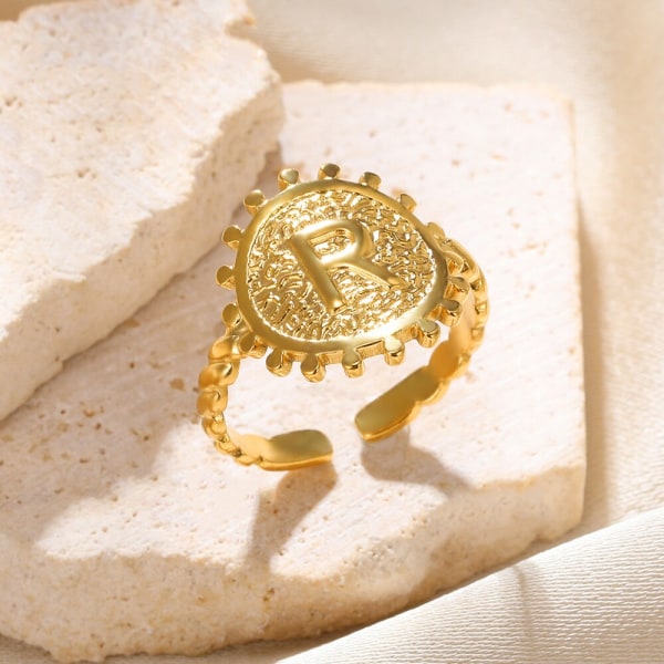 Personlig guldfärg rund skiva initialer Ringar för kvinnor män justerbara bokstäver rostfritt stål fingerringar mode smycken T Resizable