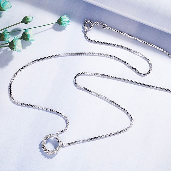 Koreansk stil Nytt Rhinestone Zirkonhänge Nari Net Red Bästsäljare på Douyin Diamond-Dudded Halsband Choker Smycken White gold color box chain