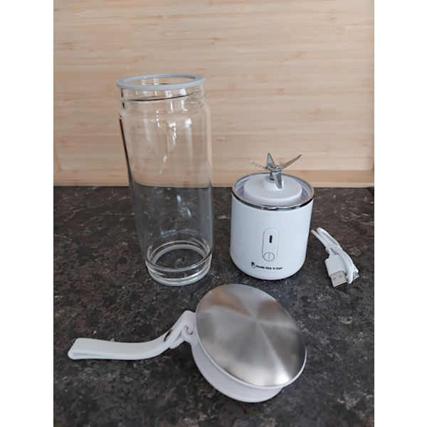 400ML Mini Juicers Bärbar elektrisk Juicer Blender USB Fruktblandare Frukt Mat Milkshake Multifunktion Mat Blender white