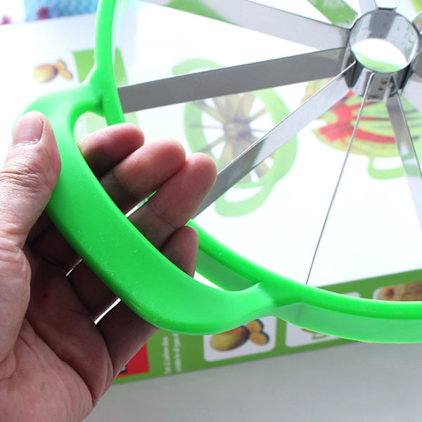 1 ST Vattenmelon Slicer Cutter Rostfritt stål Stor storlek Skivad vattenmelon Cantaloupe Slicer Fruktavdelare Köksprylar Artiklar 01