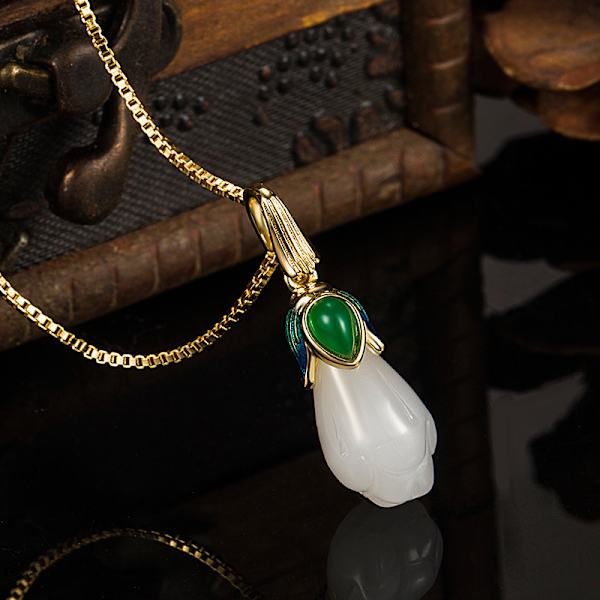 Vintage etnisk stil Tulpan Magnolia hänge hona 18K guld vit jade halsband Choker Magnolia smycken 45Cm Golden Box Chain