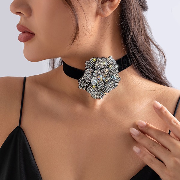 OEM-bearbetning anpassade nisch vintage krage Rose Camellia Choker tofs satin blomma halsband 08 bracelet red 2124