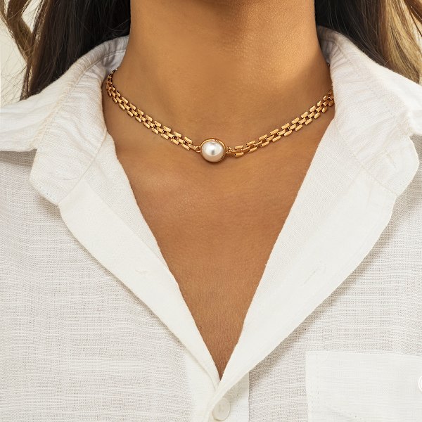 Prydnad Hip Hop Metall Ihålig Mikro Inläggningar Pärlor Kedja Halsband Temperament Tre rader Watch Chain Halsband för kvinnor Necklace Gold 4770