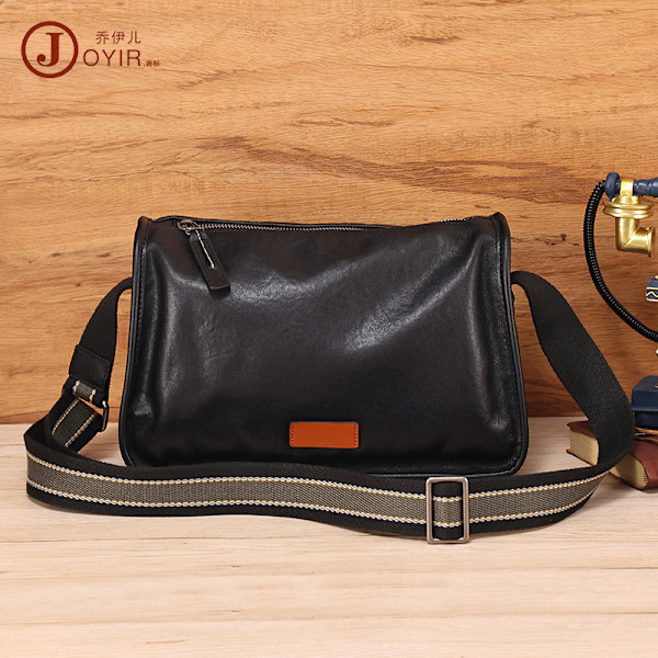 Sommar Top Layer Kohud Modeväska Herrväska Svart Moderiktig axelväska Herr Äkta läder Vintage Crossbody-väska för pojkar 6365 Black