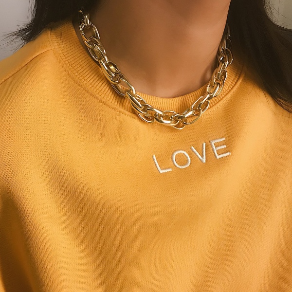 Prydnad Punk Retro Lätt Matchande Kort Halsband Dam Enkel Twist Tjocka remmar Personligt Halsband Gold 2326