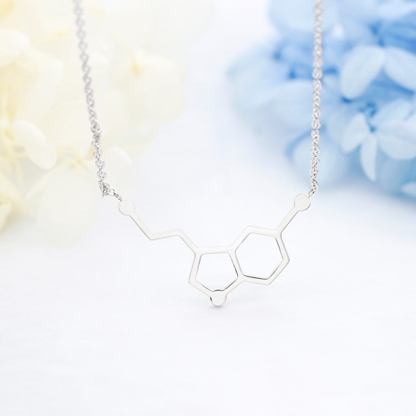 Happy Hormon Serotonin Molecule Halsband Kvinnor Rostfritt Stål Hänge Student Vetenskapliga Smycken Tillbaka till skolan Förstadagspresent Gold-color