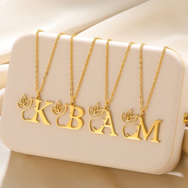 Pretty Women Brev Blomma Halsband Rostfritt stål Guld Färg Inledande hänge Halsband Alfabet Smycken Flicka Present Gratis frakt 45cm M