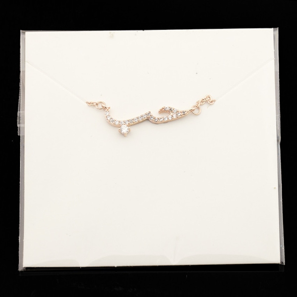 Zircon Arabic Language Love Statement Halsband Kvinnor Arabiska Kristaller Hänge Choker Halsband Bröllopssmycken Handgjorda presenter N00367P