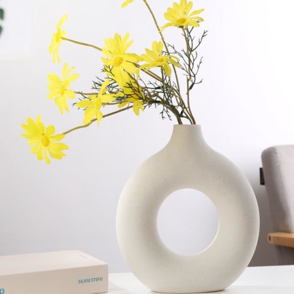 Nordic Round Hollow Keramisk Vas Donut Vase Skrivbordsdekoration Black 13.3*14.3cm