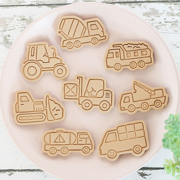 8PCS Engineering Truck Cookie ter Plast 3D Cartoon Pressable