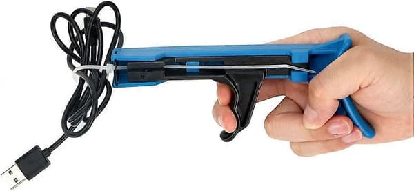 Blå og sort kabelbinderpistol 2,4 til 4,8 mm