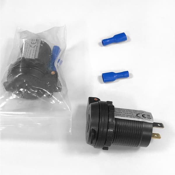 Autolaturi 12V/24V QC3.0 suojakannella, musta