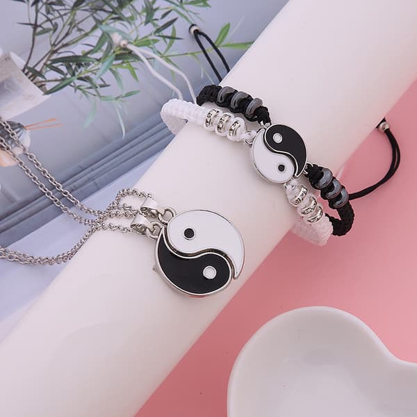 Yin Yang -riipus kaulakoru-rannekorusetti, hopea