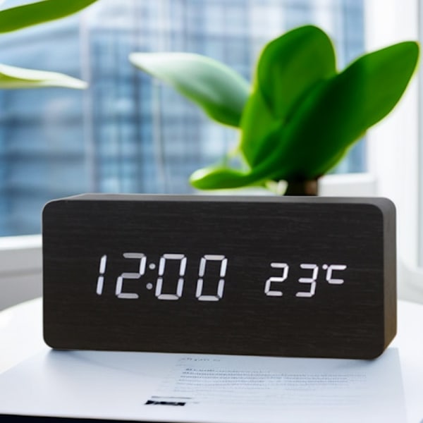 Digital LED väckarklocka Svart