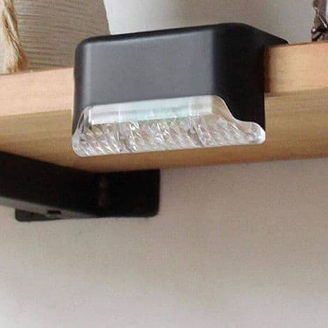 Sett med 4 solcellelamper, LED utendørs solcellelamper, utendørs solcellehagelamper, hvitt vanntett lys, dekorasjon for trapper, bro, trinn, gjerde