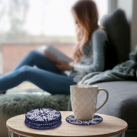Set med 8 runda blå silikonunderlägg, 10 cm