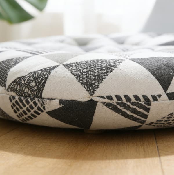 Sett med 4 runde stolputer, tykke runde stolputer, puter, bordputer, 40x40cm