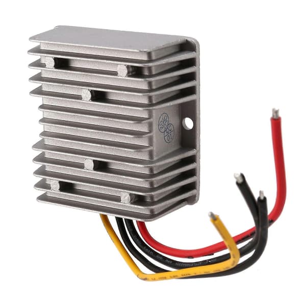 8-40V til 13.8V 10A Auto Boost Strømforsyning 12V til 13.8V Auto Spenningsregulator DC DC Konverter Reg