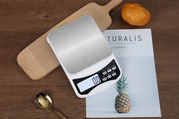 Digital køkkenvægt 5 kg / 0,1 g