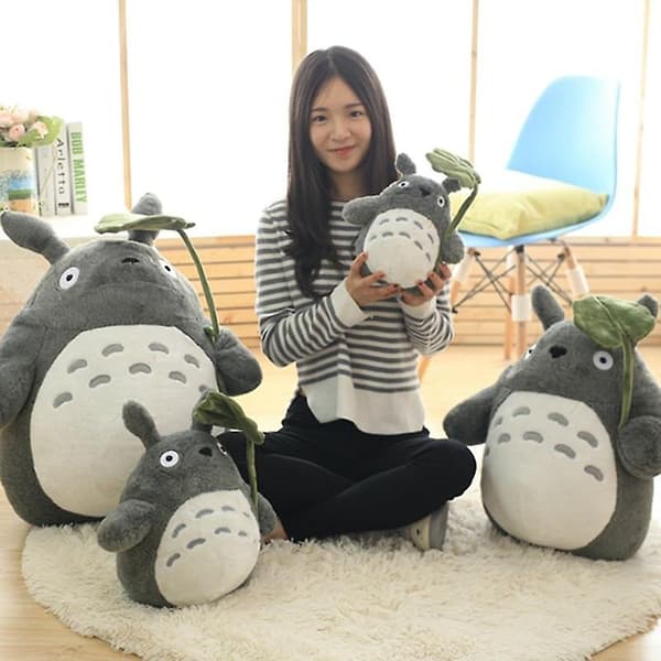 Søte store Totoro-plysjdyr