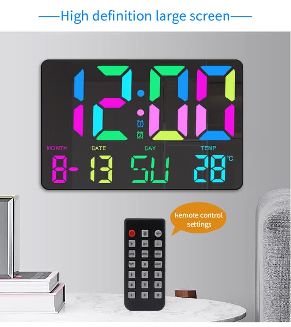 Digitaalinen kello RGB LED-näytöllä Musta