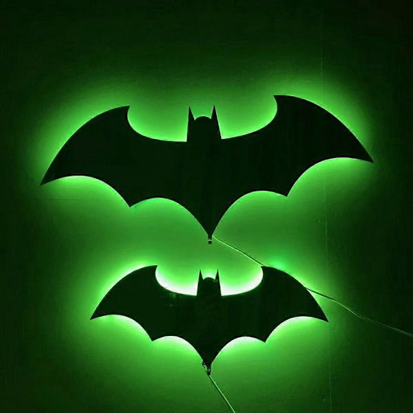 LED Vægskinne med Fjernbetjening Batman Farverig Projektionsnatlys til Soveværelse KTV Gang Baggrund, USB