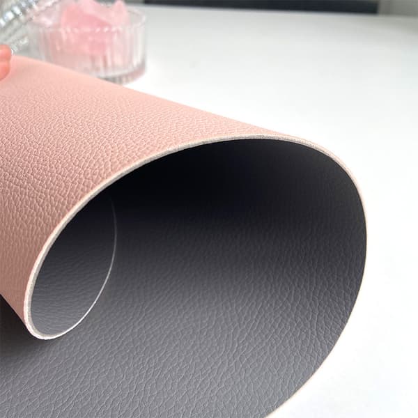 1 kpl 43,5x30 cm tabletti ja 10 cm lasinalunen soikeaa keinonahkaa