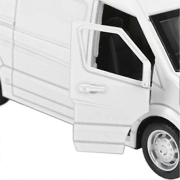 1:32 Diecast Bilmodell Leksak Dörrar Öppnas Drag tillbaka Ljus Ljud Legering Gjutning Displayfordon Modell Vit