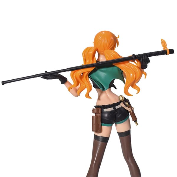One Piece Anime 9,4\" Nami Actionfigur med Sværd, Begrenset Utgave, Høy Samleverdi