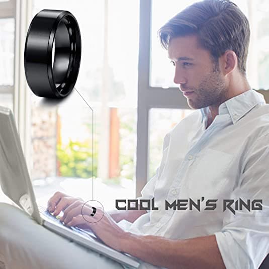 Anti-stressring i rustfrit stål med glat design Sort