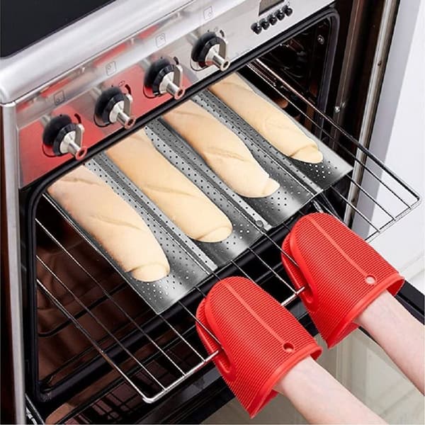 Perforeret baguetteform med non-stick-belægning til bagning, sølv KLB