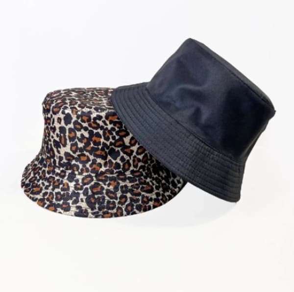 Bøllehat - Fiskerhat - Vendbar - Leopardprint/Sort