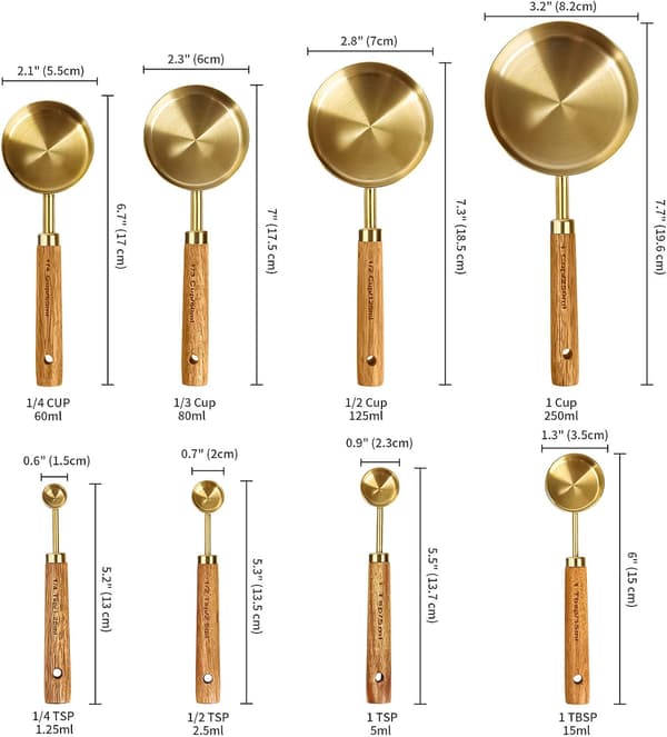 8-piece set, wooden handle, with metric and US measurements for cooking and baking