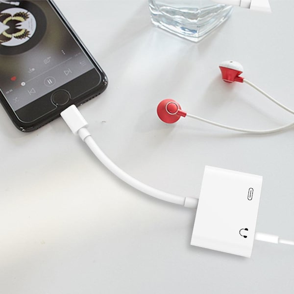 NÖRDIC Lightning-sovitin 1x audio 3,5 mm ja 1x Lightning