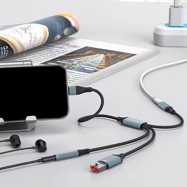 NÖRDIC USB-C-hub 1 til 3, 1xUSB-A 1xUSB-C PD60W 1x3,5mm hovedtelefonstik OTG-kabel