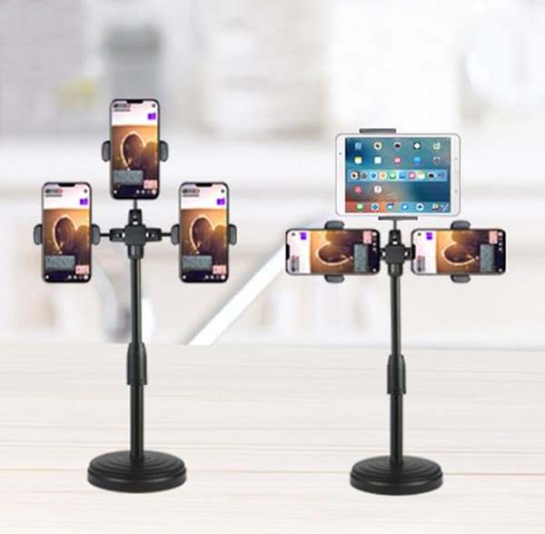 Tabel står for tre mobiltelefoner Black