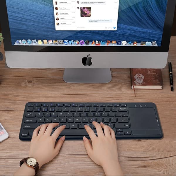 NÖRDIC trådløst 2.4G tastatur med touchpad 78 taster IOS Android Windows US layout Black