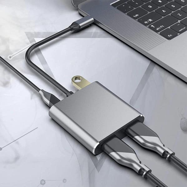 NÖRDIC USB-C til 2xHDMI-adapter 4K30Hz 1xUSB-C 60W PD 1xUSB-A 3.1 5Gbps MST
