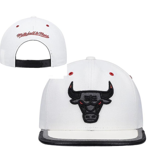 New Era Chicago Bull Trucker Cap white