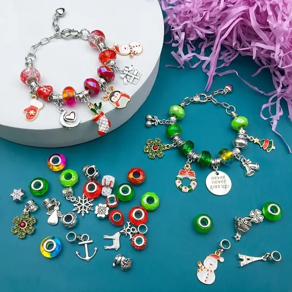 66-delars julcharm-armbandssats, med presentask och presentpåse