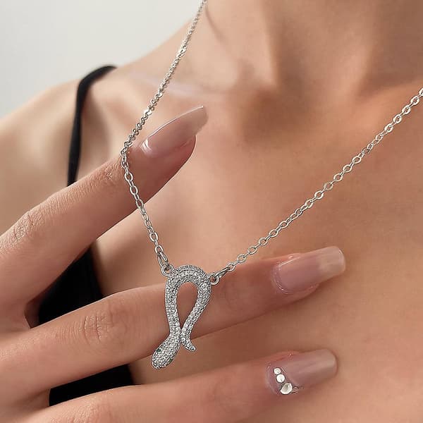 Halsband med ormhänge för kvinnor, kort nyckelbenskedja
