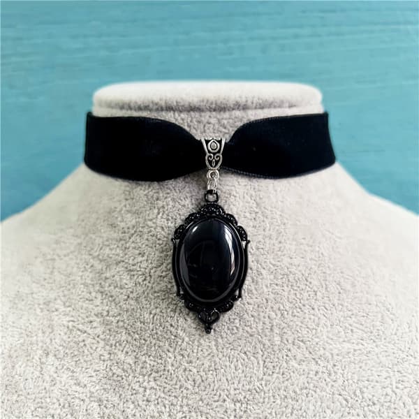 Gotisk Vampyr Cameo Hänge Choker Sammet Halsband B