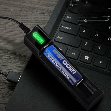 PC universell batterilader, smart batterilader, mini multifunksjonell oppladbar batterilader