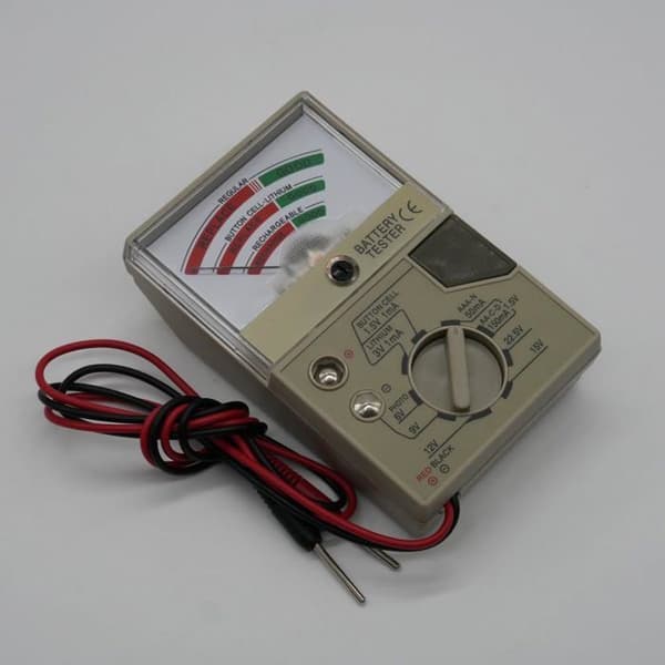 Universal AA AAA CD 9V og Knappcelle Batteritester — Spenningskontroll