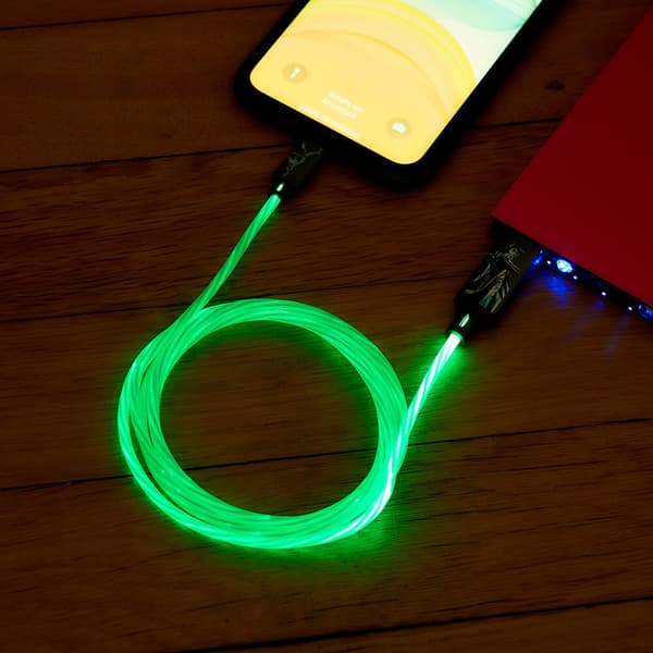 USB A - Lightning valaistu 1,2 m MFI Patronus