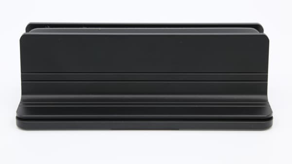 Justerbart vertikalt laptopstativ Svart