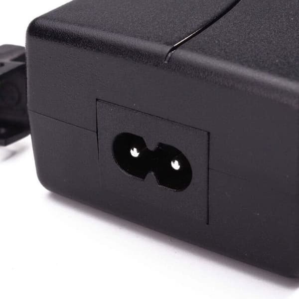 AC/DC-adapter - PZCC - 29V/24V 2A - Kompatibel med vilstolar - 100-240V 50/60Hz - Integrerade skydd