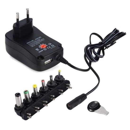 PChero Universal AC/DC Strømadapter - 6 Utskiftbare Tupper - Justerbare 3-12V Utganger - 5V 2.1A USB-port