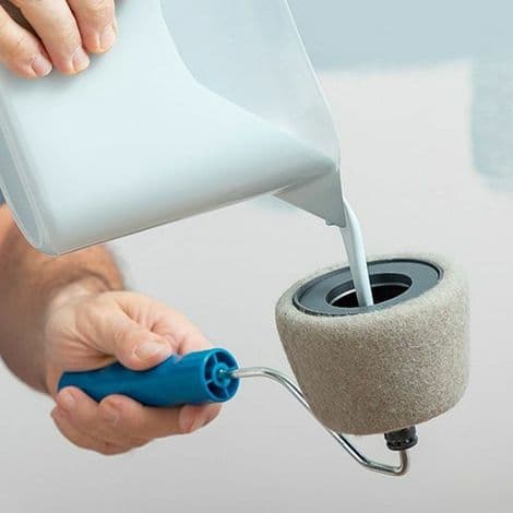 Genopfyldelig, drypfri malerrulle – Maler op til 25 m² – Inkluderer tilbehør til hjørner og detaljer – Materialer: PP, polyester, aluminium